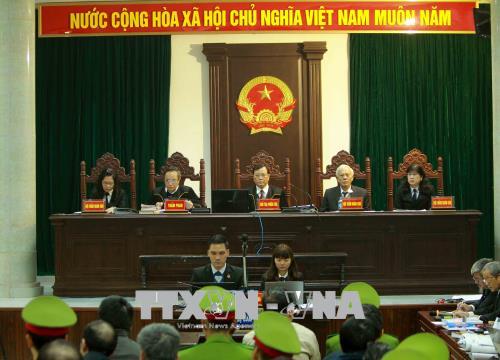 Hình ảnh phiên tòa xét xử Trịnh Xuân Thanh và đồng phạm 15/1